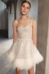 Feder-Pailletten-Trägerloses Partykleid