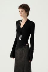 Schickes, minimalistisches, tailliertes Langarm-Unterhemd mit V-Ausschnitt