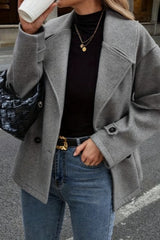 Oversized, vielseitiger, kurzer Blazer aus Wollmischung