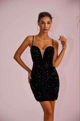 Spaghettiträger-Partykleid mit Paillettenbesatz, transparentem Schlitz