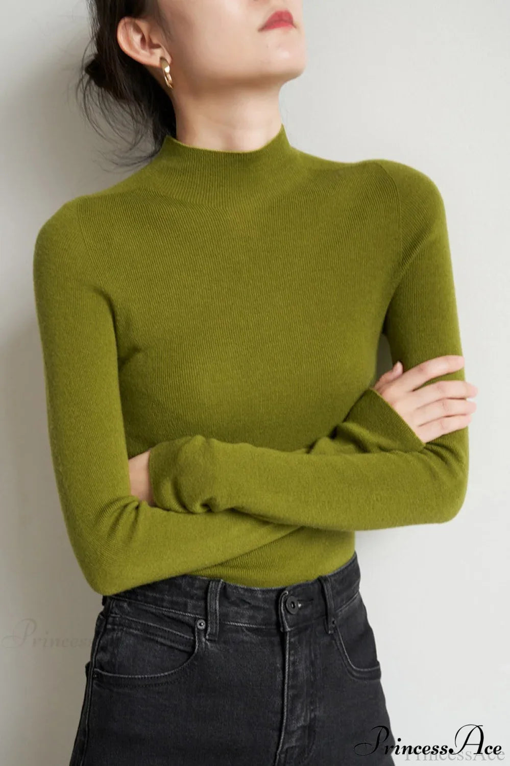 CorpCore Seamless Mock Neck Wool Knit Top Green / One Size