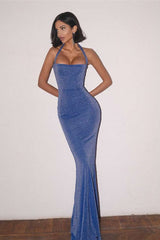 Partykleid mit Neckholder, Rückenausschnitt und Cut-out