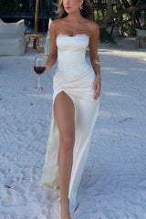 Elegantes, romantisches Maxikleid aus Satin mit Schlitz, schmal geschnitten, für Partys