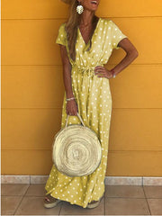 Kleid mit V-Ausschnitt und Polka-Dots 