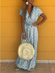 Kleid mit V-Ausschnitt und Polka-Dots 