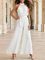 Neckholder-Jumpsuit, ärmellos, plissiert 