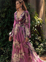 Bedrucktes Swingkleid mit V-Ausschnitt und langen Ärmeln 