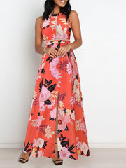 Neckholder-Kleid mit Cut-out und Schlitz, geblümt 