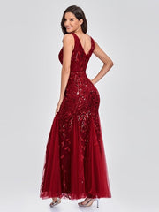 Abendkleid aus Gaze mit Blättermuster 