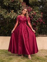 Besticktes Abendkleid mit langen Ärmeln 